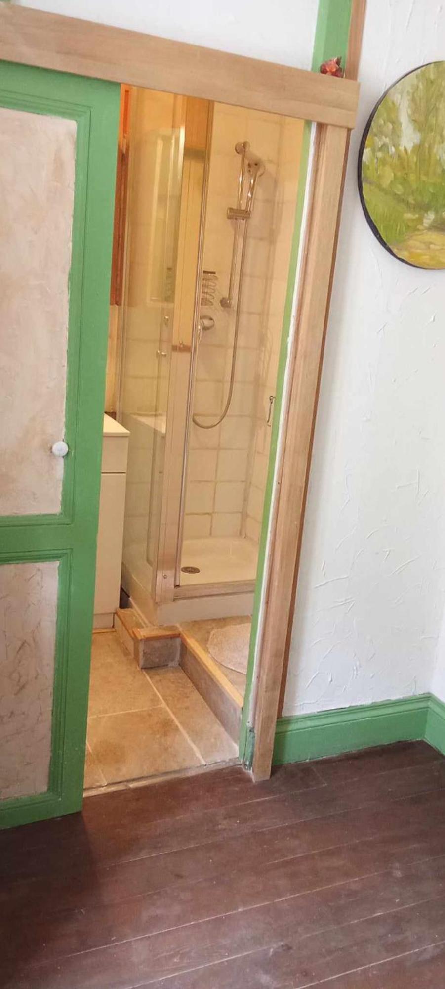 La Grille Fleurie, Chambres D'Hote Chez L'Habitant Arthonnay Ngoại thất bức ảnh